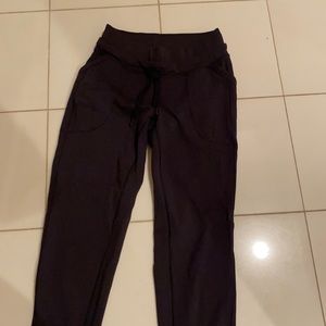 Lululemon black joggers